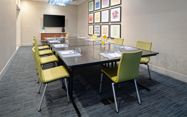 Holiday Inn Express & Suites Murrieta by IHG