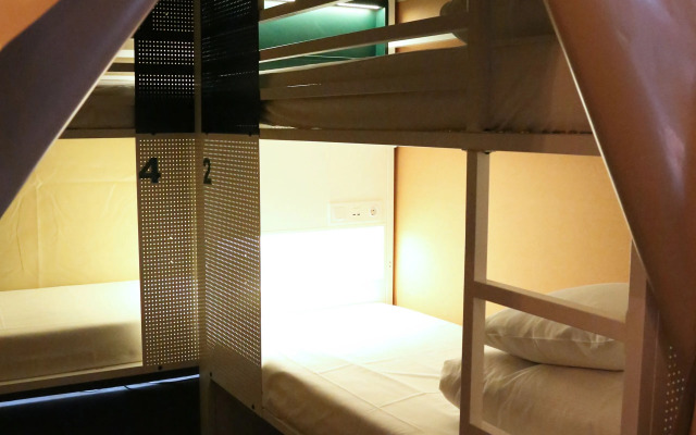 Urban Camper Hostel