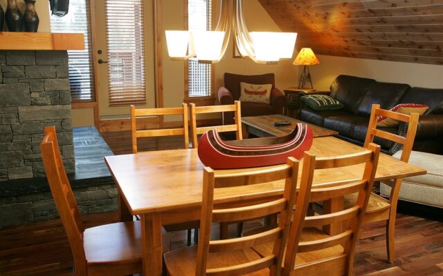 Rundle Cliffs Lodge by Spring Creek Vacation