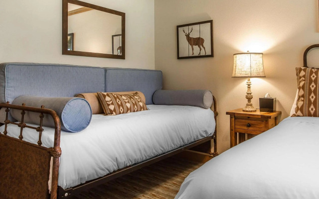 Sierra Sky Ranch, an Ascend Hotel Collection Member