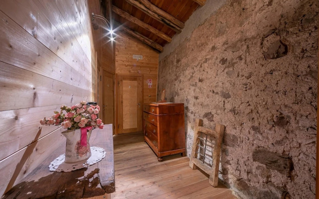 Le Fratte Sport and Relax in Hilly Area