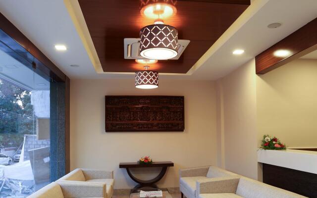 Hotel Seetharam Select