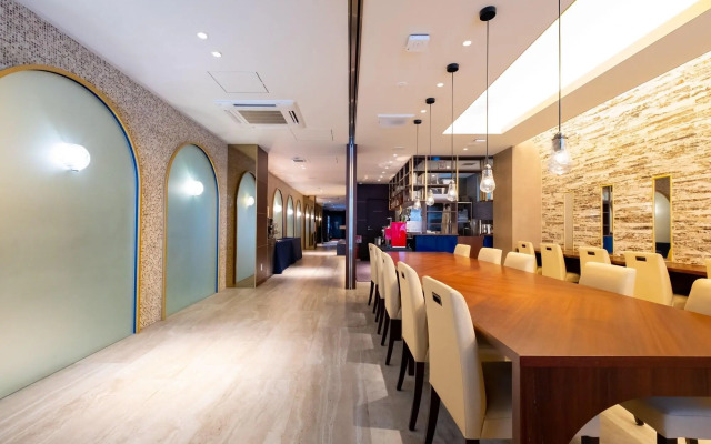 Folio Sakura Shinsaibashi Osaka