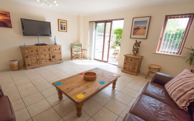 Oyster Cottage Braunton Sleeps 6 Dog Friendly