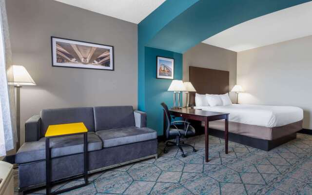 La Quinta Inn & Suites by Wyndham Columbus West - Hilliard