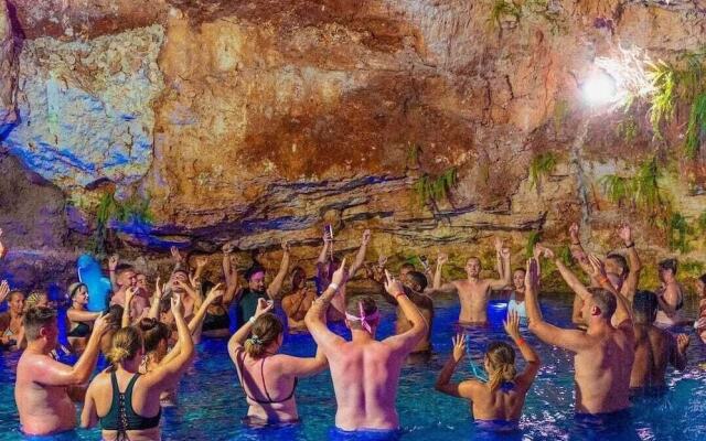 Sol Caribe Beach Group