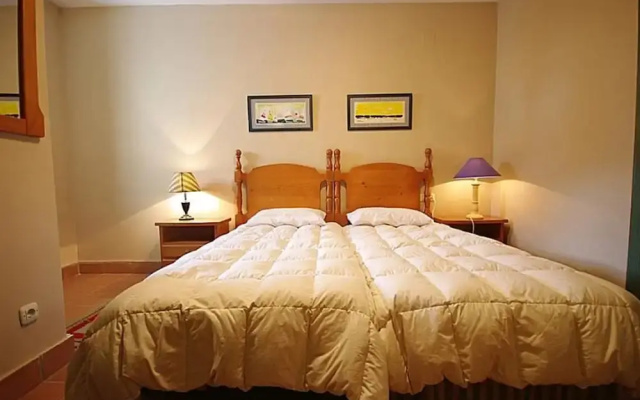 Cozy, Well-kept, Parking Space, Wifi, on the Slopes