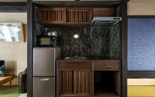 Yorozuha Machiya House