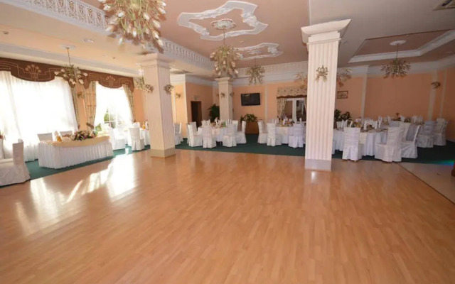 Villa Riviera