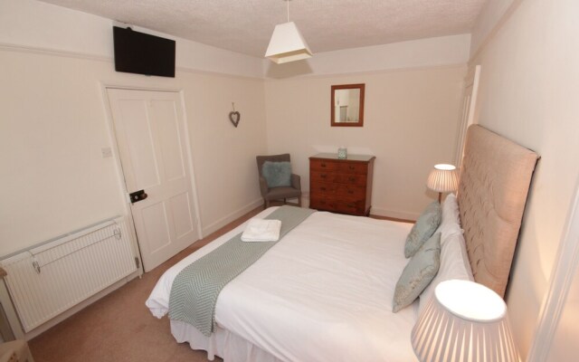 Wellsway House - Stylish Townhouse