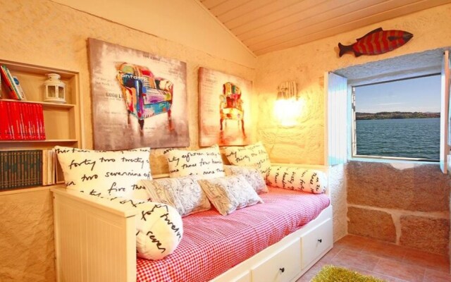 House in Combarro 101412 by MO Rentals