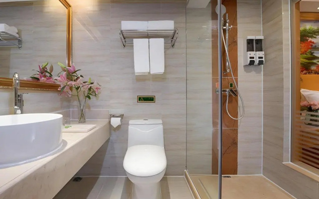 Vienna Hotel Shenzhen Xixiang Gushu Branch