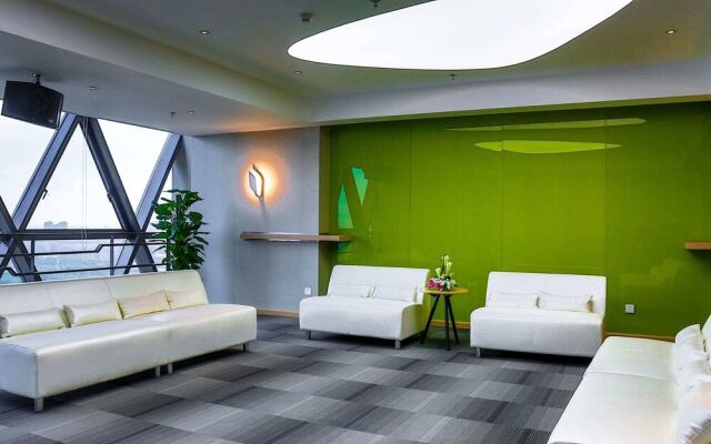 IBIS Styles NT WZ Intl Plz