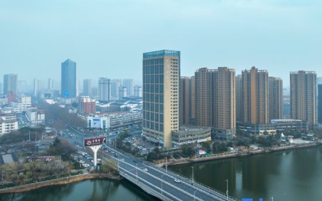 Orange Hotel (Suqian Baolong Plaza)