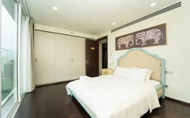 Serenity Sky Suites in Distrist 3