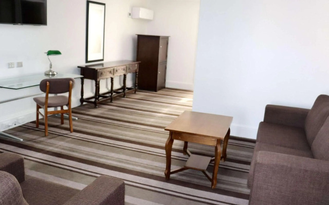 Mercure Canberra