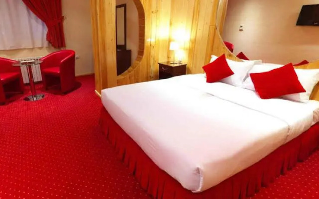 Setaregan Hotel