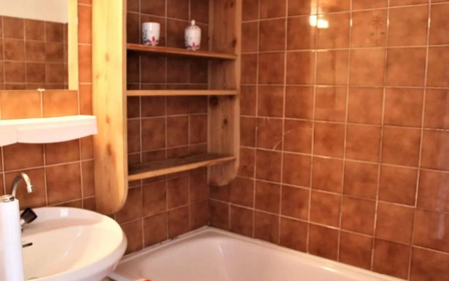 Appartement Risoul, 1 pièce, 4 personnes - FR-1-330-175