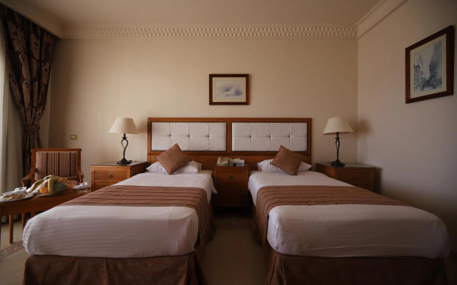 Continental Plaza Beach Resort (Ex. Inter Plaza Beach)