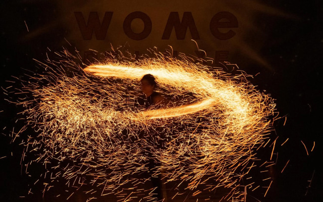 Wome Deluxe