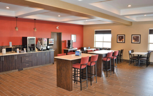 Best Western Plus Kindersley Hotel
