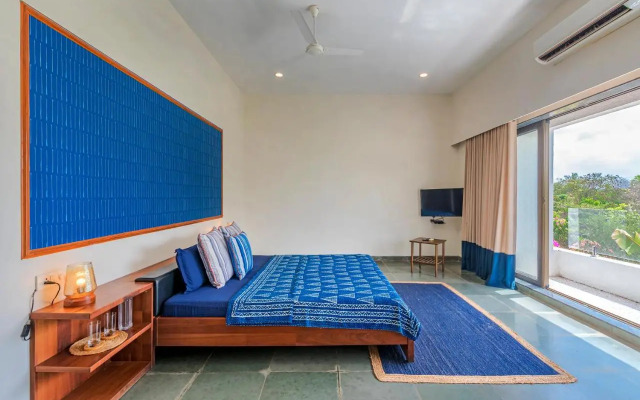 Saffron Stays Gardenia