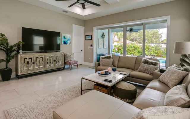 North Naples Getaway With Private Pool!