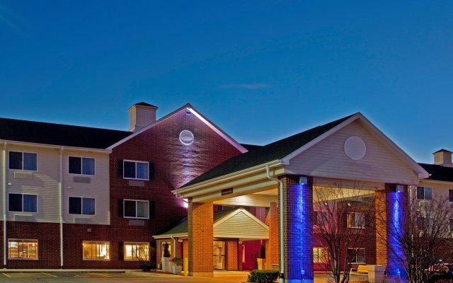 Holiday Inn Express Chicago NW - Vernon Hills, an IHG Hotel