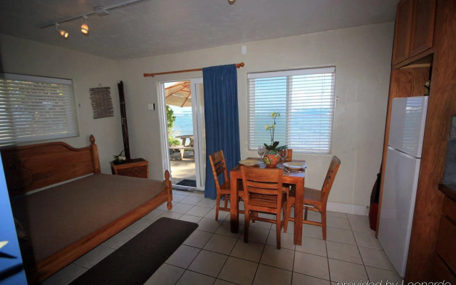 Tiki Moon Villas