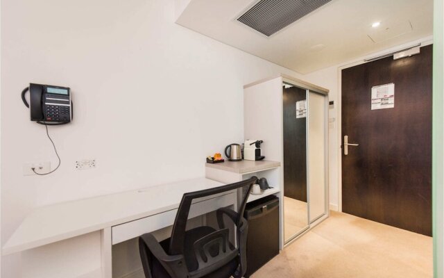 Modern Room With Rooftop Terrace Located Centrally