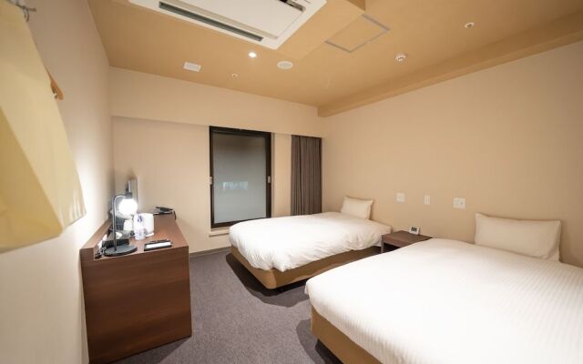 Shinsaibashi ARTY Inn