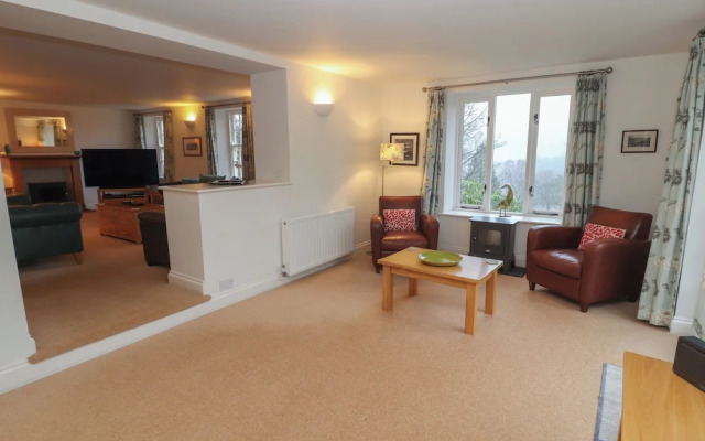 Huntingstile Lodge