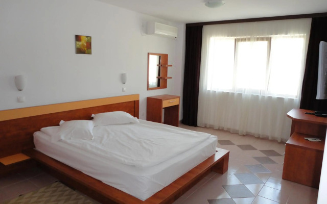 Hotel Arion