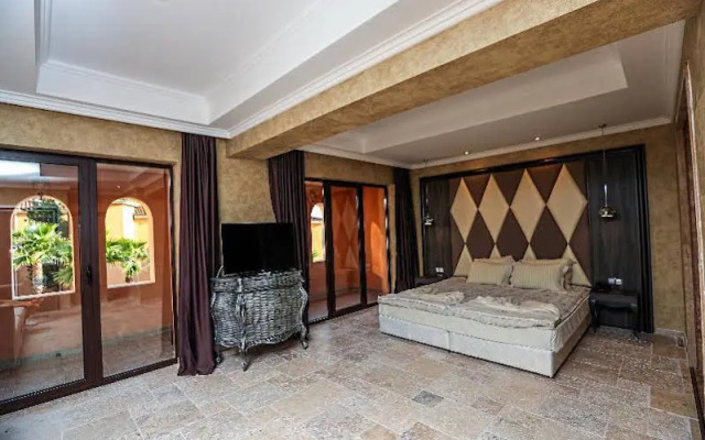 Royal Casa Villas