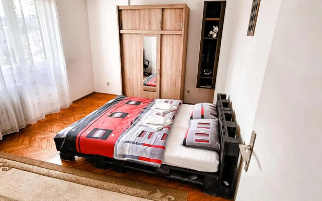 3pko City center apartment