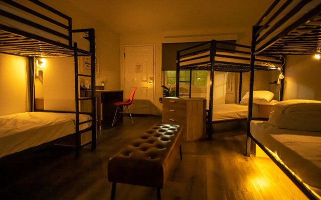 Bposhtels Anaheim