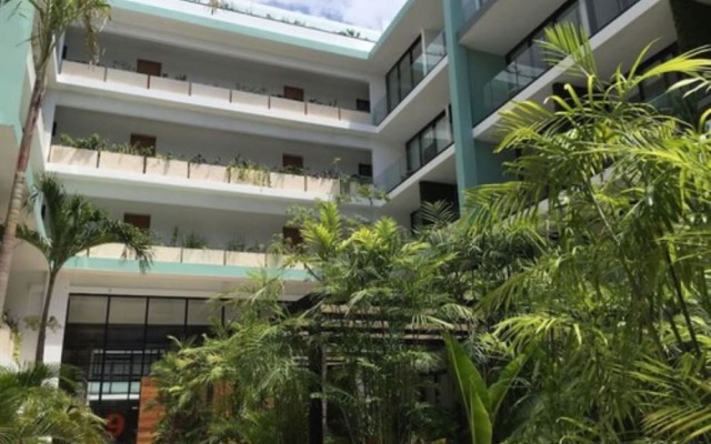 Condo Meni by Villas HK28