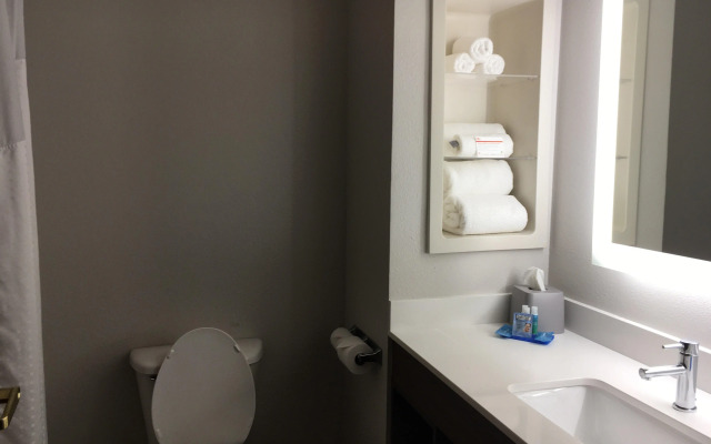 Holiday Inn Express & Suites Thomasville by IHG