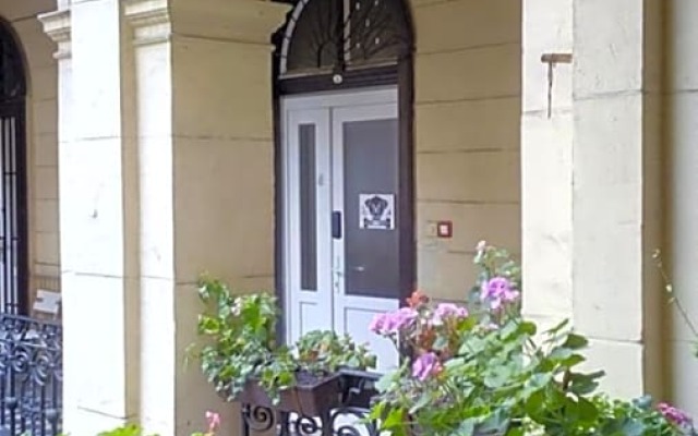 Black Dog Hostel