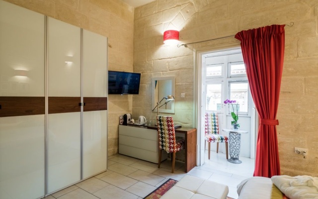 Julesy's BnB