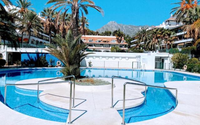 Golden Mile Studio - EaW Homes