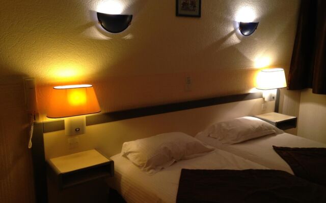 Hotel Continental - Contact Hotel