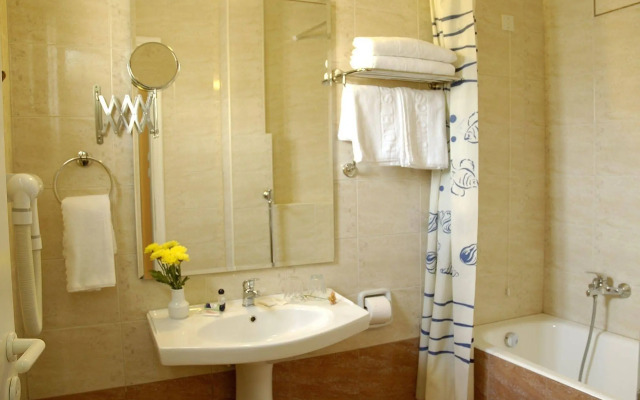 Hotel Solomou Athens