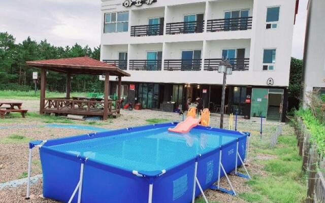 Yangyang Ashoka Pension