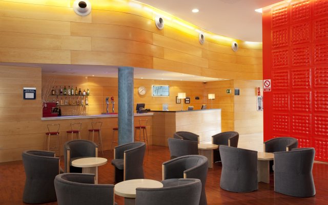 Holiday Inn Express Barcelona - Molins de Rei by IHG