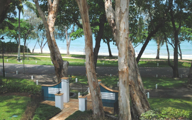 BeachView Apartments at Villa Paradiso