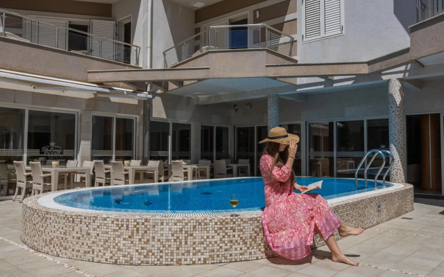Apartments Del Mar