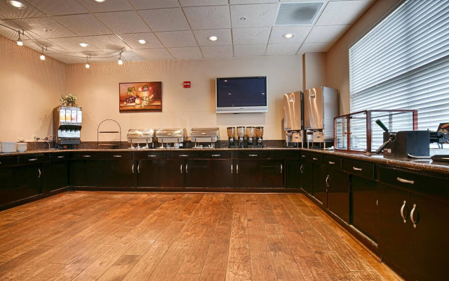 Holiday Inn Express Federal Way Seattle South by IHG