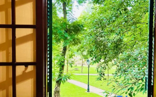Park View Window (2) Local flair/Kitchen/Washing machine – Outside – Hanoi