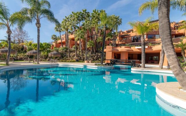 La Alzambra Duplex Penthouse Sea Views